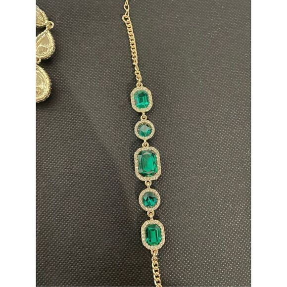 Green gem Earrings and bracelets set - Picture 8 of 10